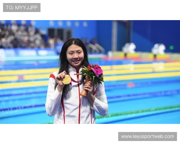 唐钱婷半决赛强势领先决赛遭反超仍夺前三展现中国泳将坚韧实力